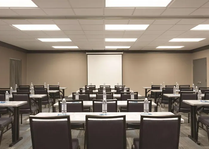 Hyatt House Miami Airport