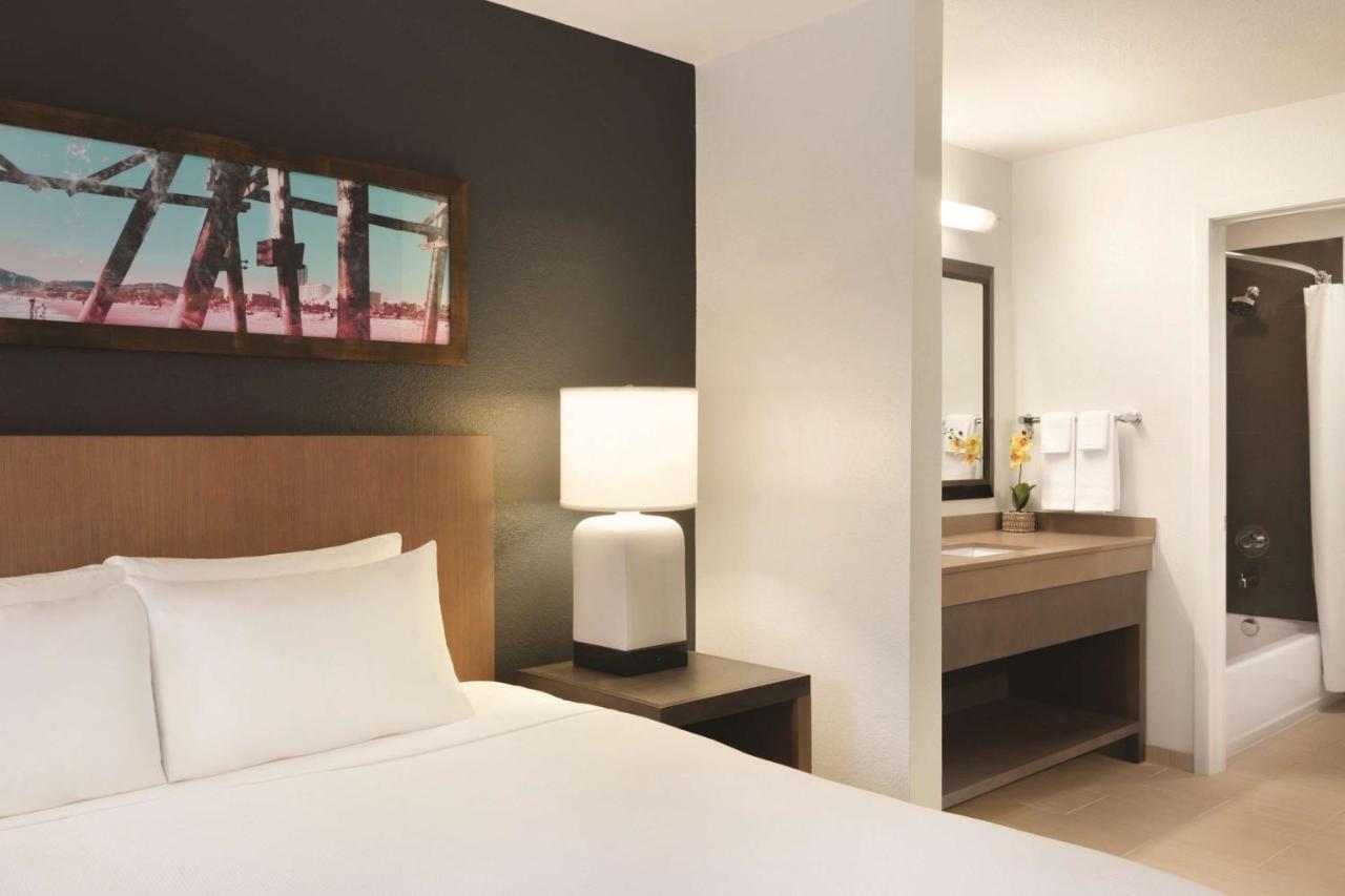 Hyatt House Miami Airport Hotel