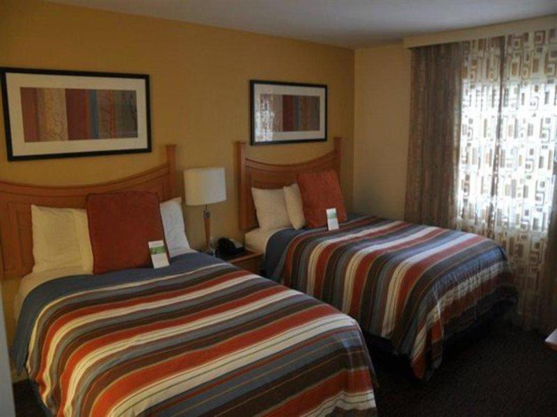 Hotel Hyatt House Miami Airport 3*